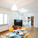 Sunset View House *