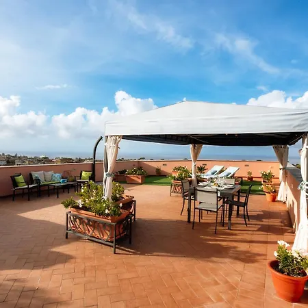 Dom wakacyjny Sunset View House *